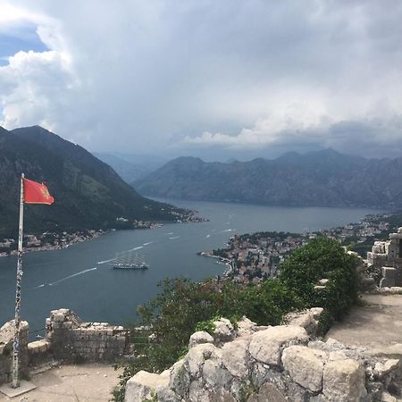 Charming Apartment In Kotor Extérieur photo